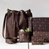 bolso cuero vegano marron lunares dorados coleccion